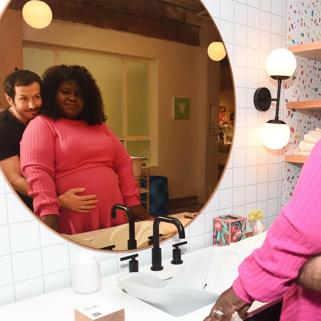 Gabourey Sidibe y Brandon Frankel