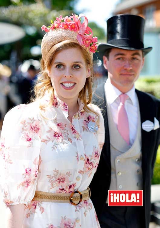 Beatriz de York y su marido 