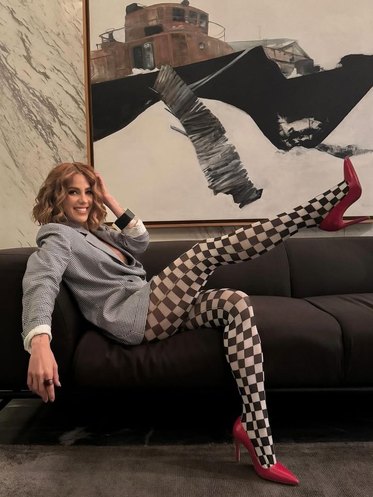 La cantante reapareció en la conferencia de prensa de los '90's Pop Tour: El Antro'.