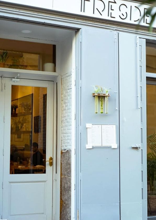 Fachada del madrileño Trèsde.