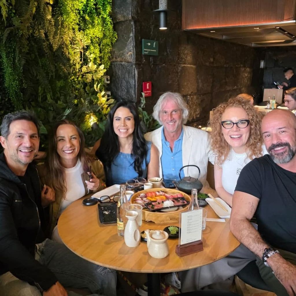 Paola Rojas y Daniela Magún acudieron en compañía de sus novios a esta reunión.