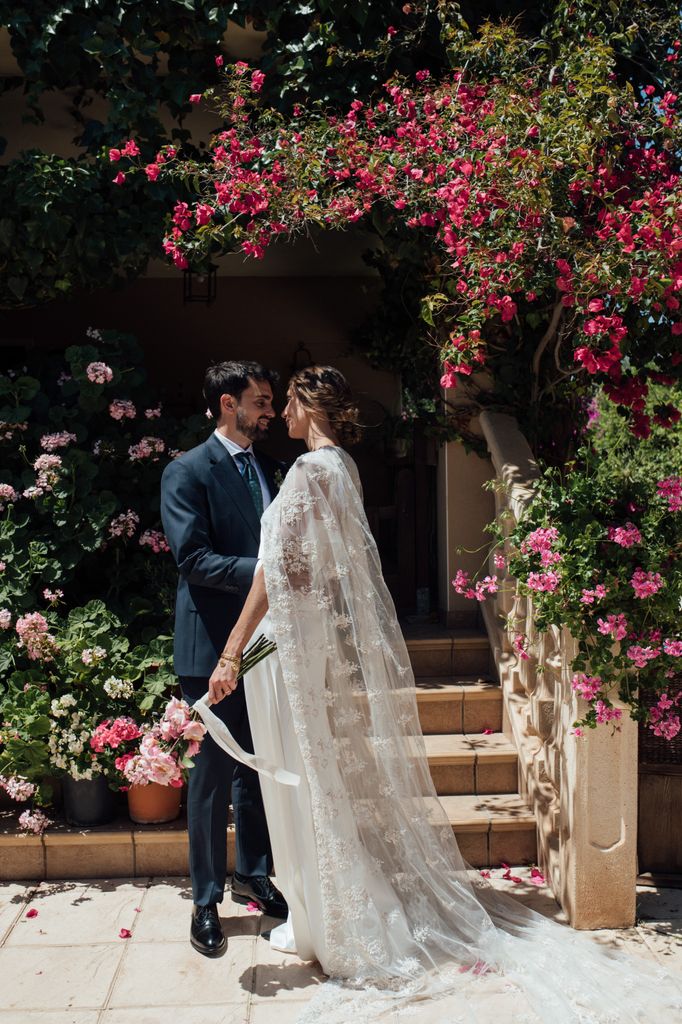 Boda en Elche con vestido de novia de Helena Mareque