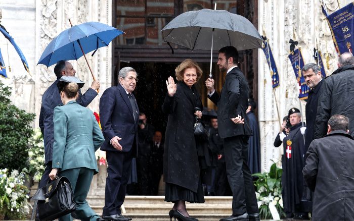 Doña Sofía en el funeral de Víctor Manuel 