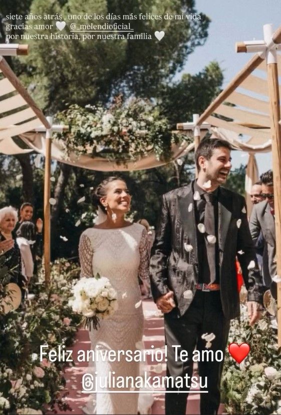 Melendi en el día de su boda con la modelo argentina que ha celebrado su séptimo aniversario