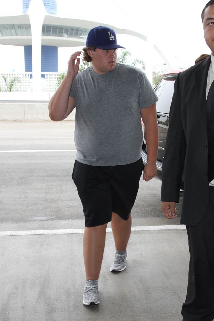 Christopher Schwarzenegger dio el primer paso a su transformación dejando de comer pan durante la cuaresma