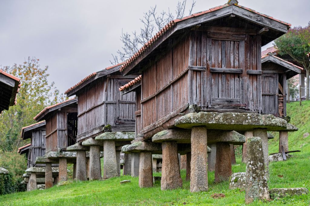 Hórreos de A Merca, Ourense, Galicia