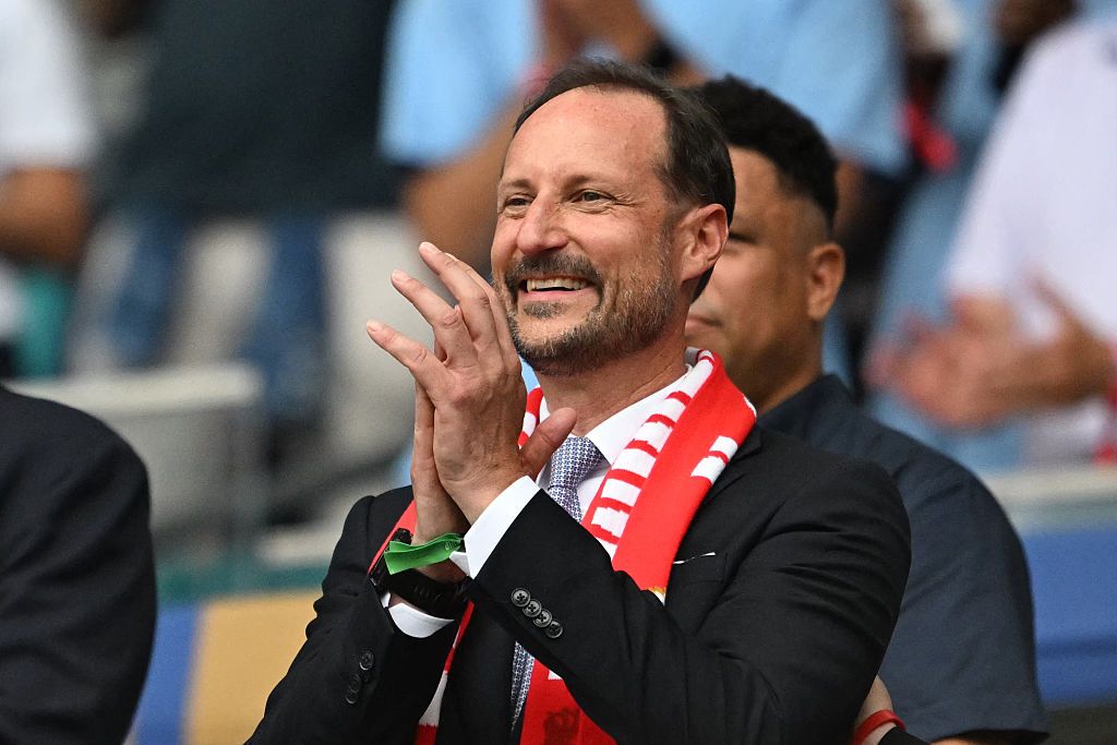 Haakon de Noruega animó a Noruega hasta el final