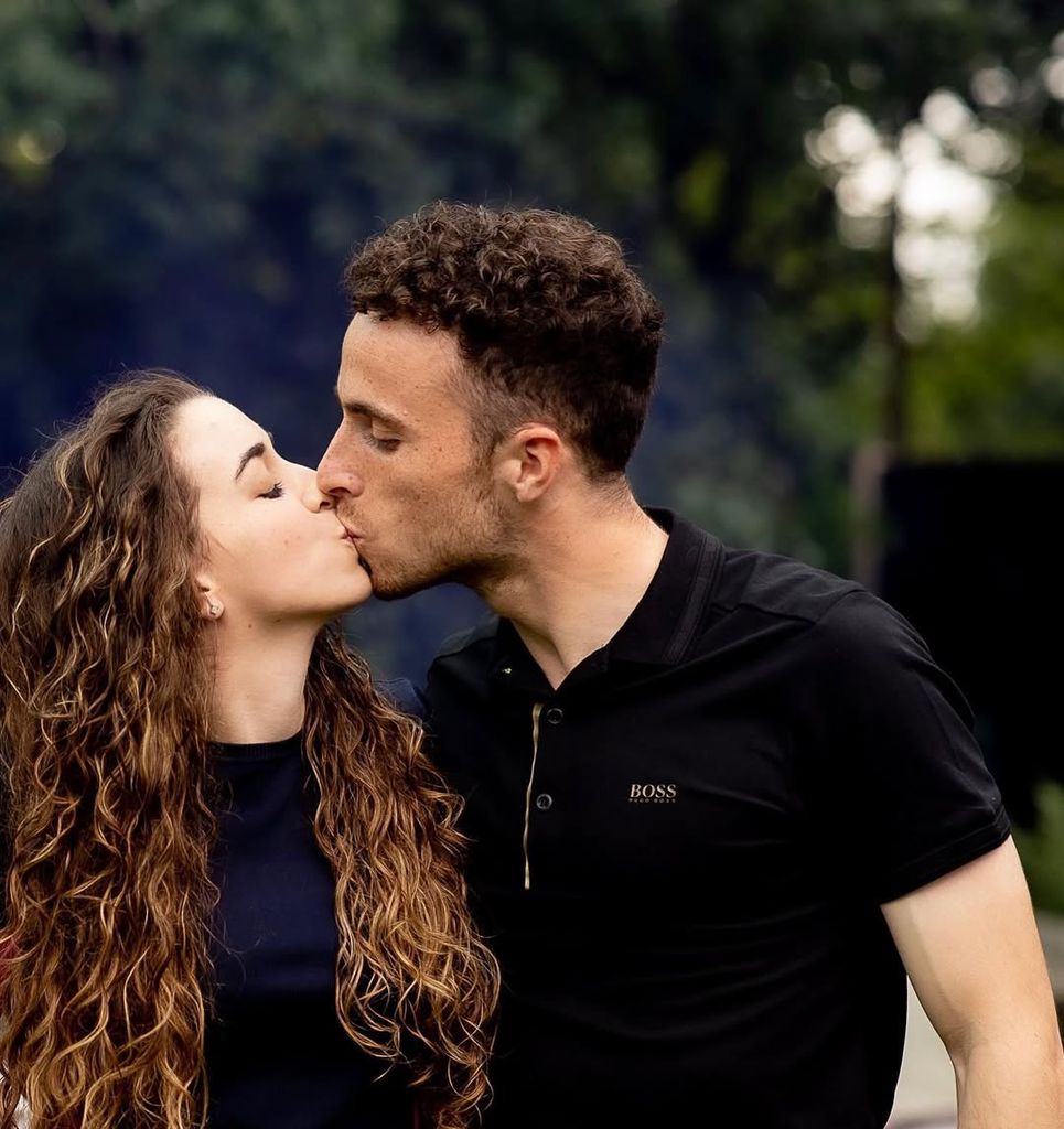 Eran una bella pareja con un gran futuro por delante, junto con sus tres hijos.