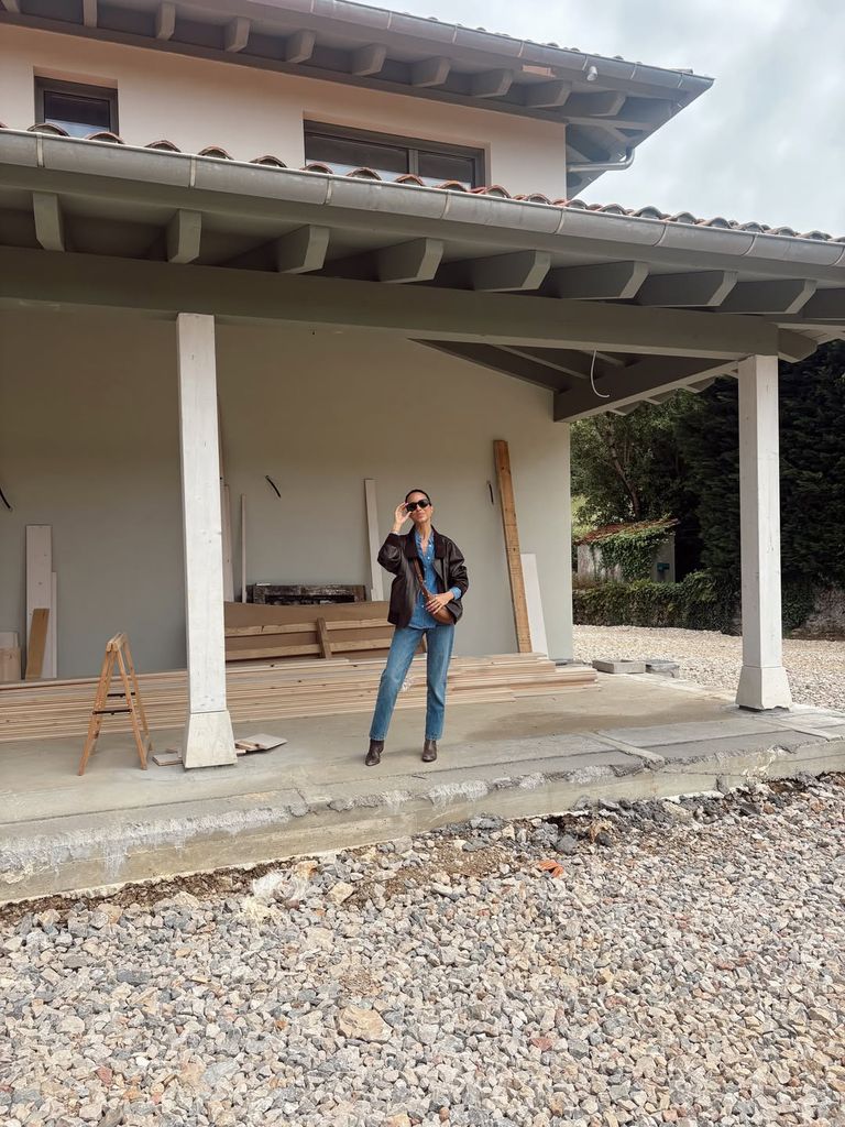 Laura Corsini en su nueva casa en el norte de España.