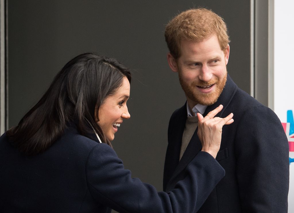 Otra imagen de cuando representaban a la Corona británica