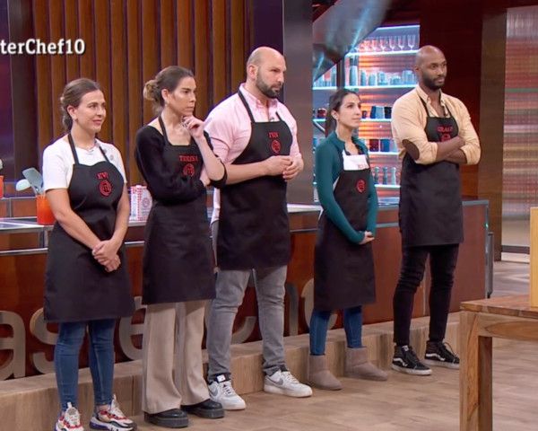 Eva, Teresa, Iván, Julia y Giraldo 
