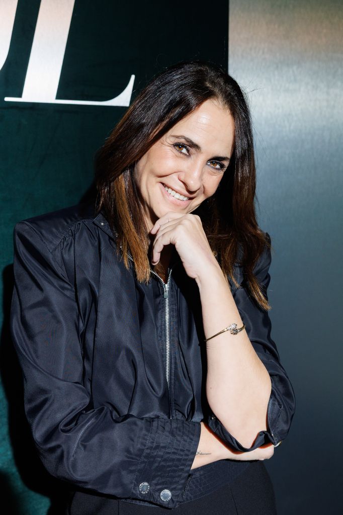 Melani Olivares con joyas de JOSE LUIS Joyerías
