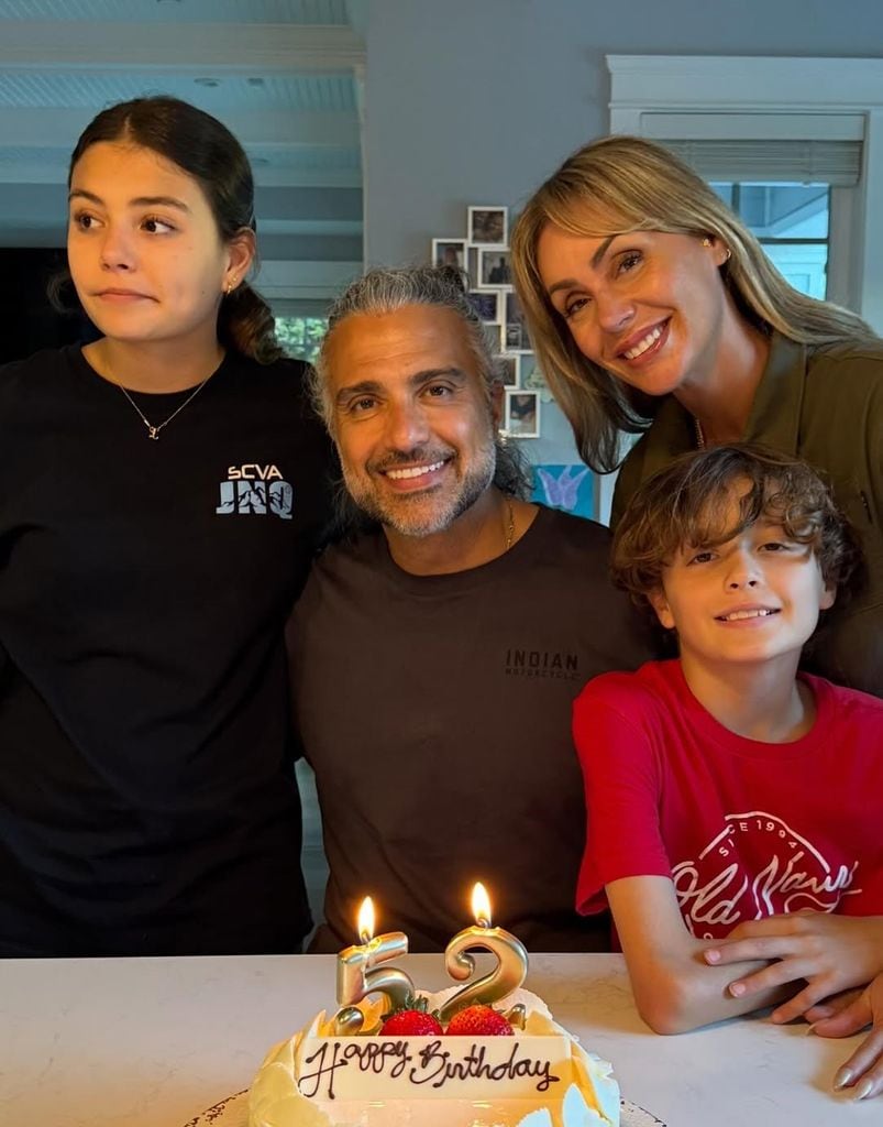 Jaime Camil en su festejo por sus 52 años.