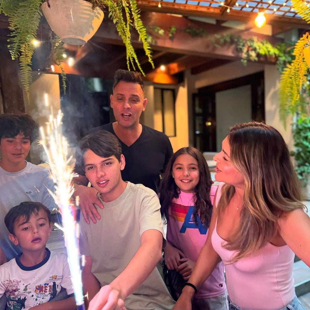 Santino celebró rodeado de sus padres, Pato Borghetti y Grettell Valdez