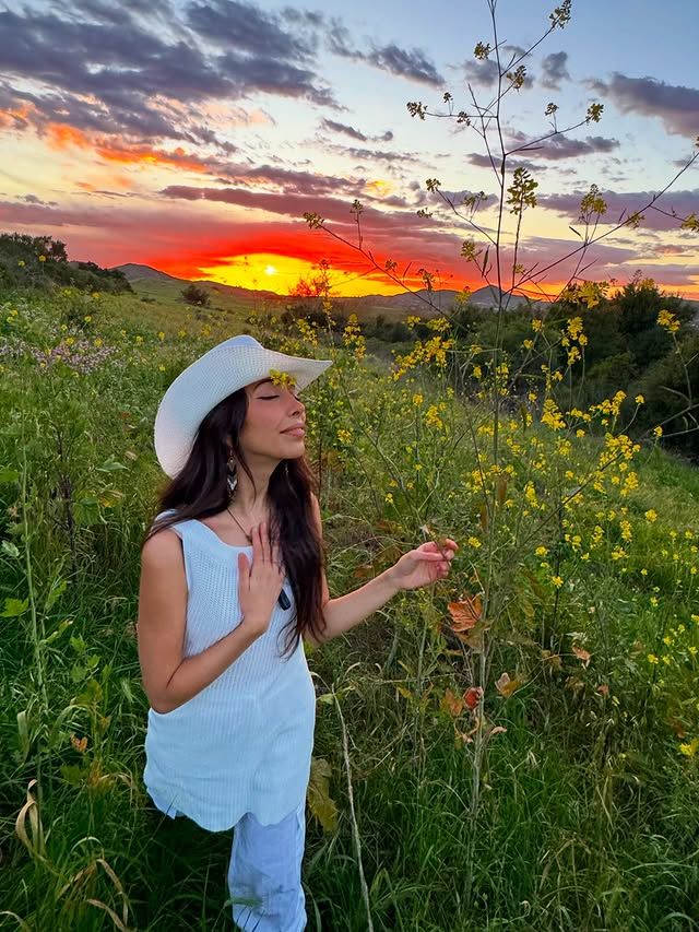 Alisun refleja su conexión con la naturaleza a través de su música.