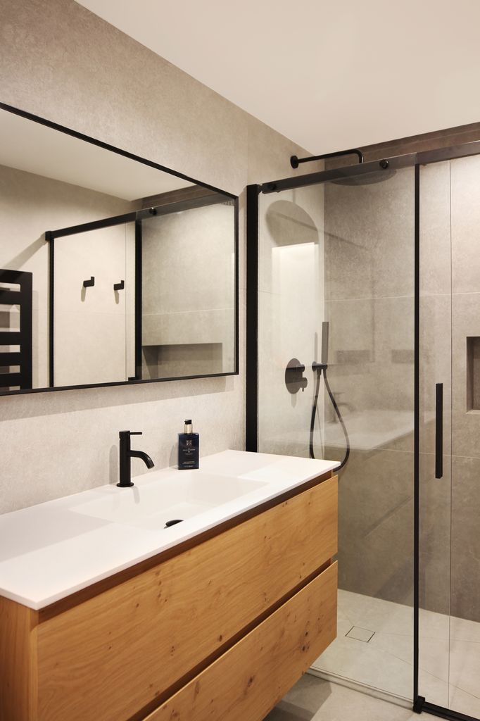 Baño de estética depurada