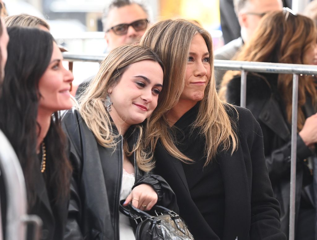 Courteney y David nombraron a su amiga Jennifer Aniston madrina