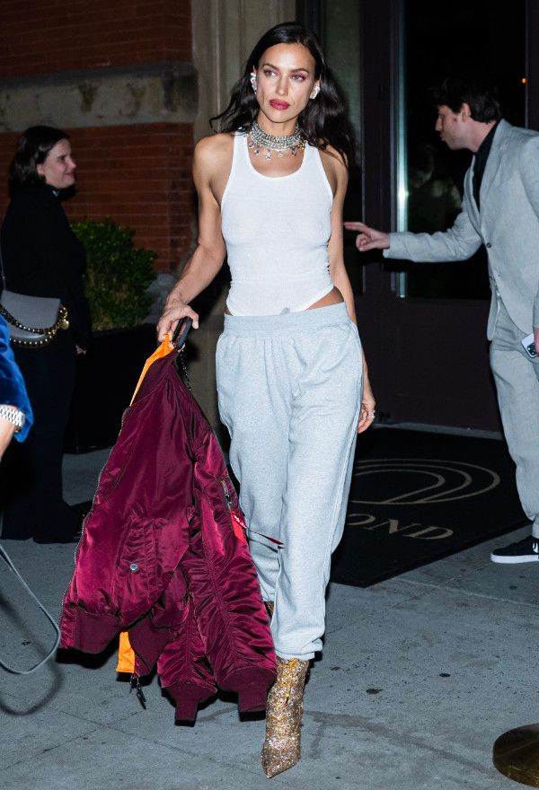 Irina Shayk en chándal en la 'after party' de la Gala MET