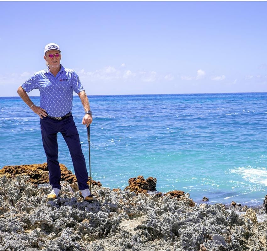 Golfista Miguel Ángel Jiménez en el campo de golf de Punta Espada en República Dominicana