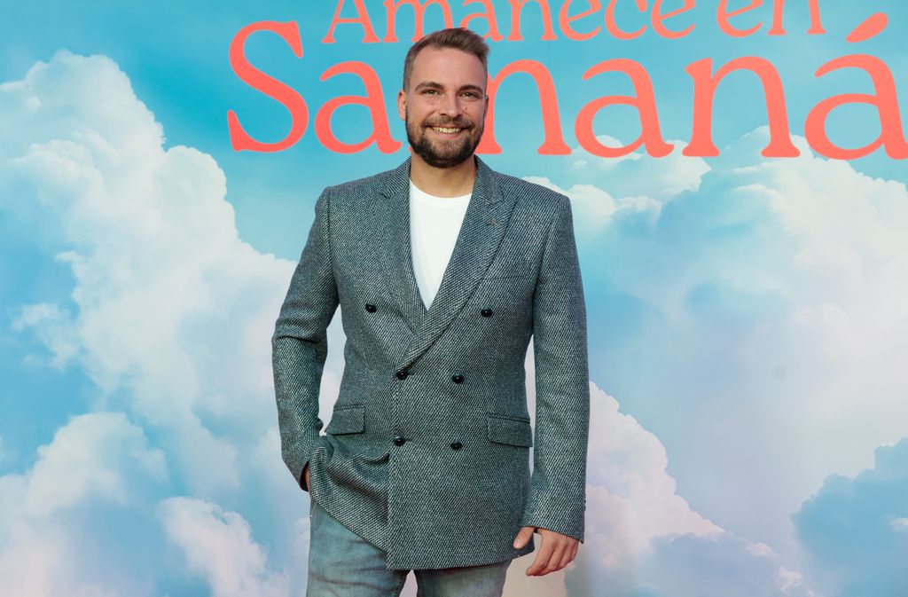 Plano medio de José María Almoguera en la premiere de una película