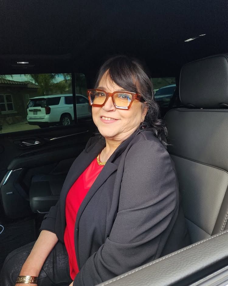 La abuela de Chiquis fue ingresada de emergencia, debido a que presentó un cuadro de presión alta.