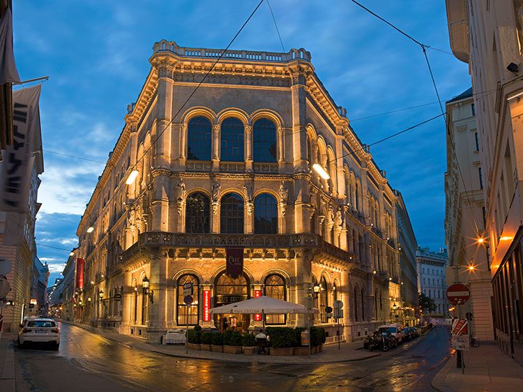 cafe-central-viena-ext