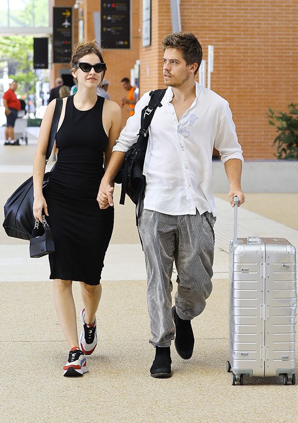 Barbara Palvin y Dylan Sprouse llegando al Festival de Cine de Venecia 2022