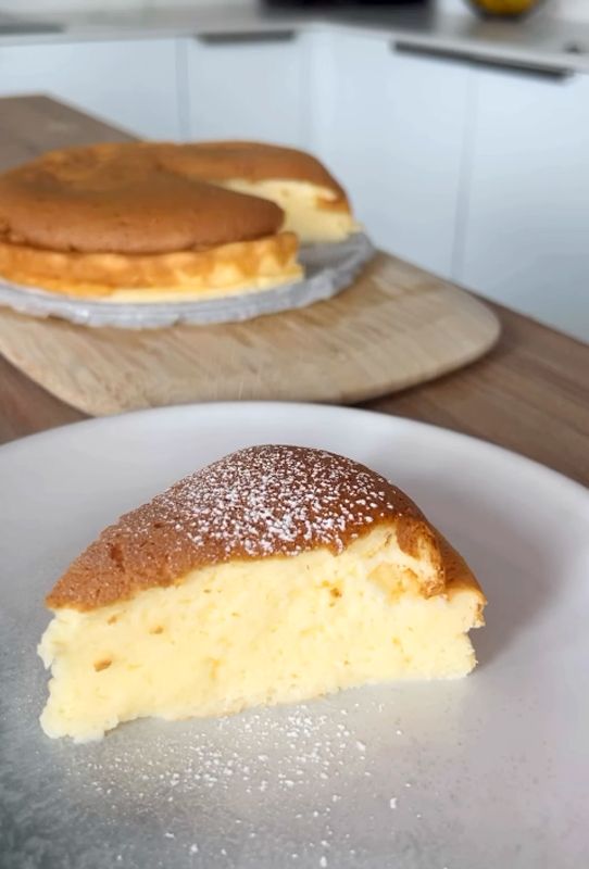 La textura aireada y esponjosa, característica destacada de este postre.