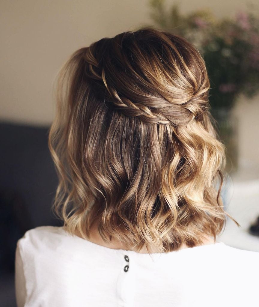 Peinados de novia para pelo corto semirrecogido