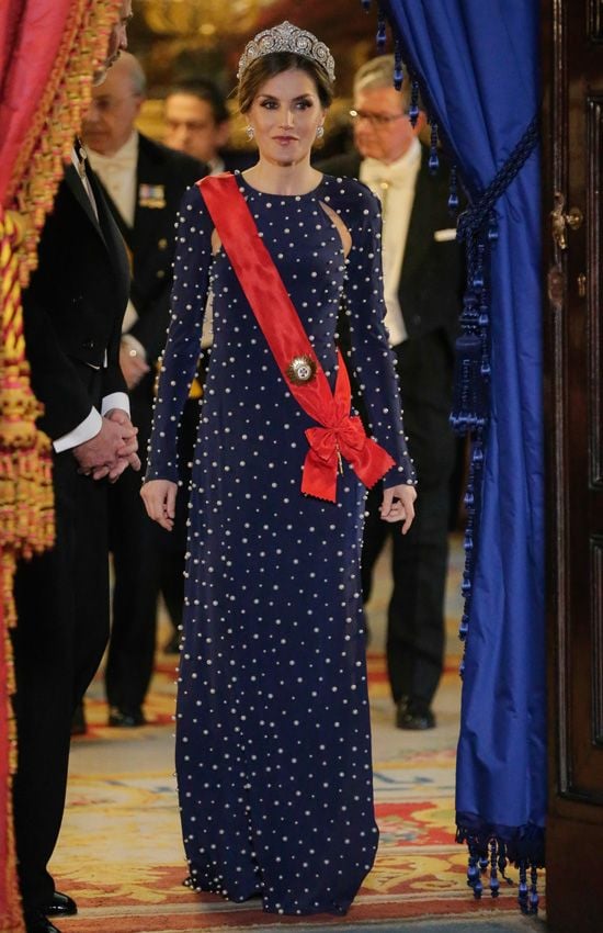 Doña Letizia con vestido de gala