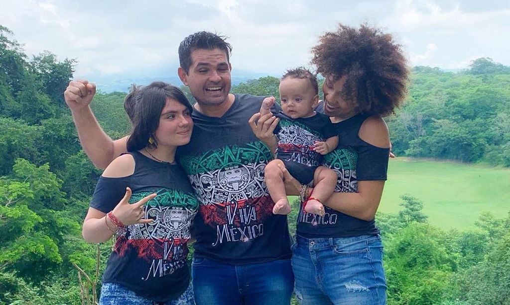Ferdinando Valencia y su familia