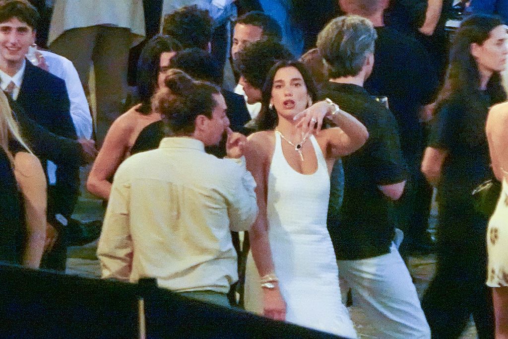 Dua Lipa lucía joyas de Bulgari