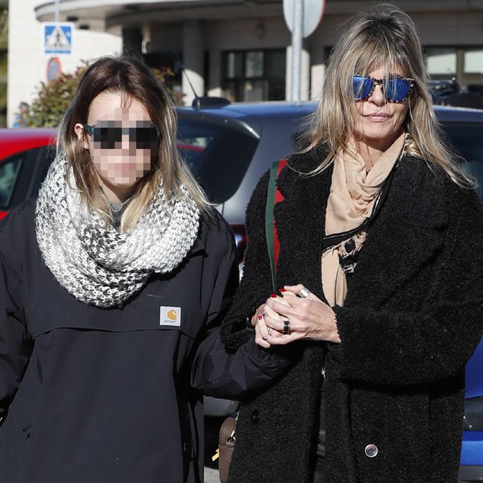 Arancha de Benito y su hija