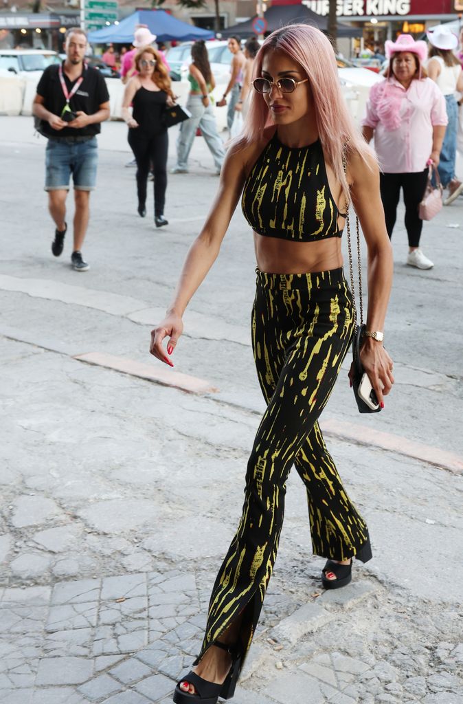 Hiba Abouk en el concierto de Karol G en Madrid, julio 2024