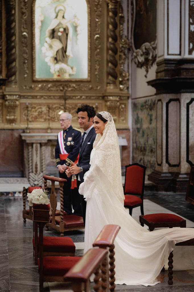 Los novios durante la ceremonia