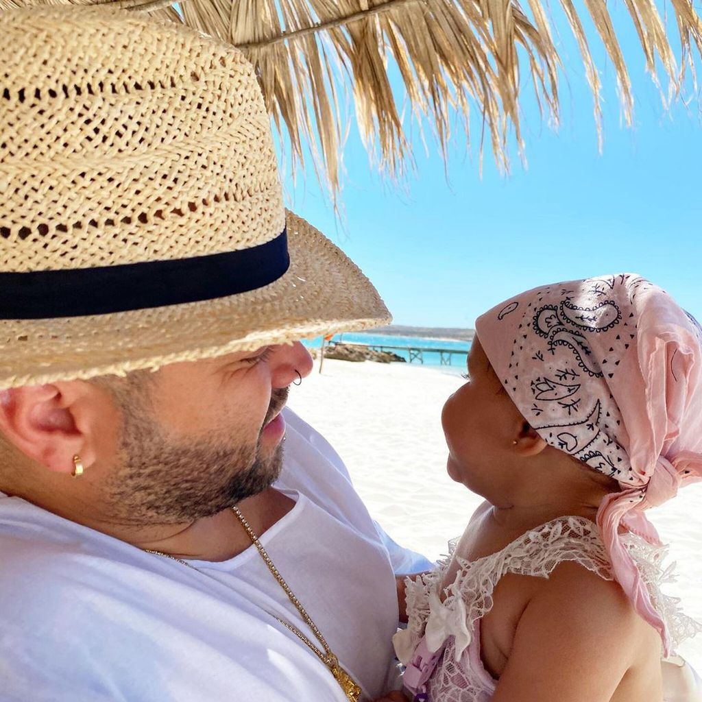 Nacho Mendoza y su hija Mya