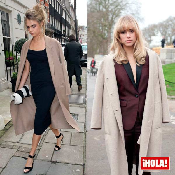 Suki Waterhouse, con abrigo oversize en color beis claro.
