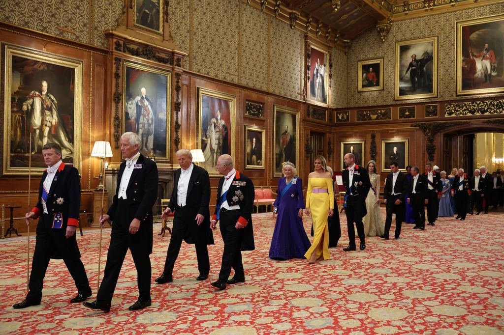 La primera dama de Estados Unidos sorprendió con la elección de color de vestido en este acto al interior del Castillo de Windsor