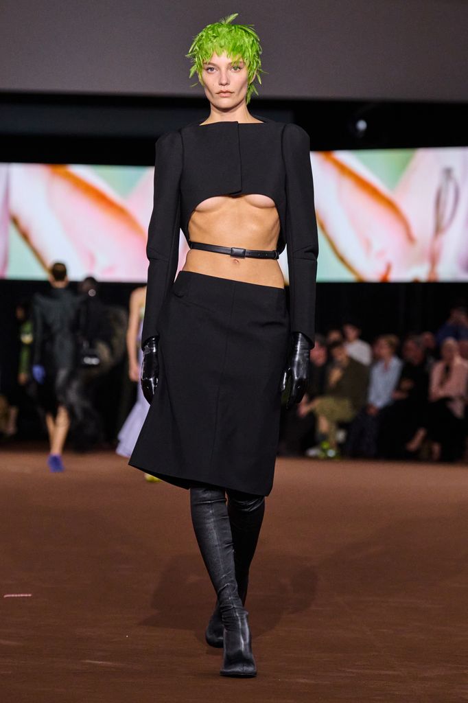 Paris Fashion Week: desfile de Mugler (Primavera/Verano 2027)