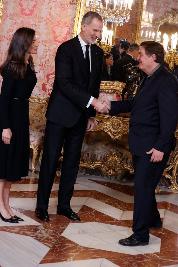 LOS REYES FELIPE Y LETIZIA PRESIDEN EL ALMUERZO OFRECIDO A UNA REPRESENTACIÓN DEL MUNDO DE LAS LETRAS, CON OCASIÓN DE LA ENTREGA DEL PREMIO DE LITERATURA EN LENGUA CASTELLANA ''MIGUEL DE CERVANTES'' 2024 con Luis García Montero