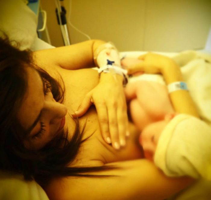 Mariam Hernández con su hija Nahla