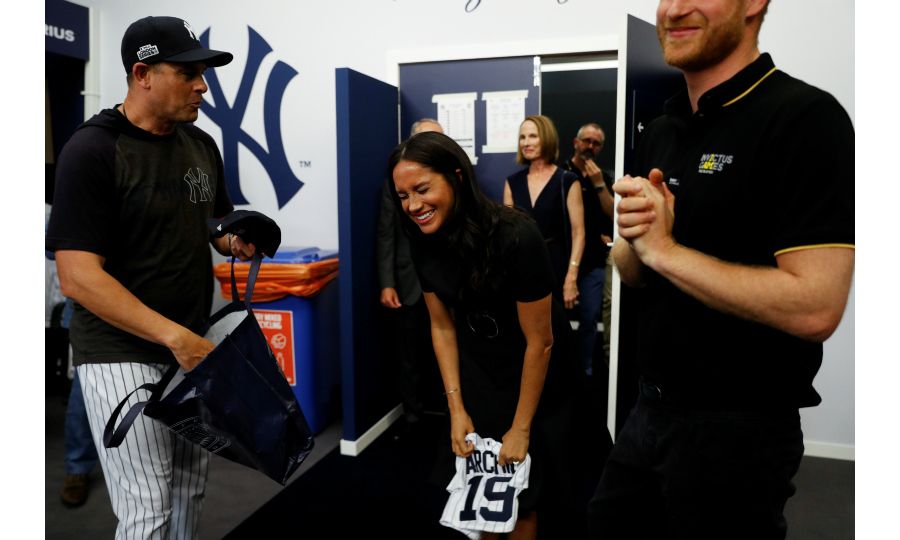 meghan markle laugh