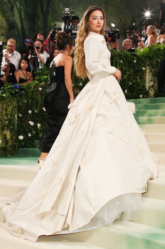 Madelyn Cline en la Gala MET 2024