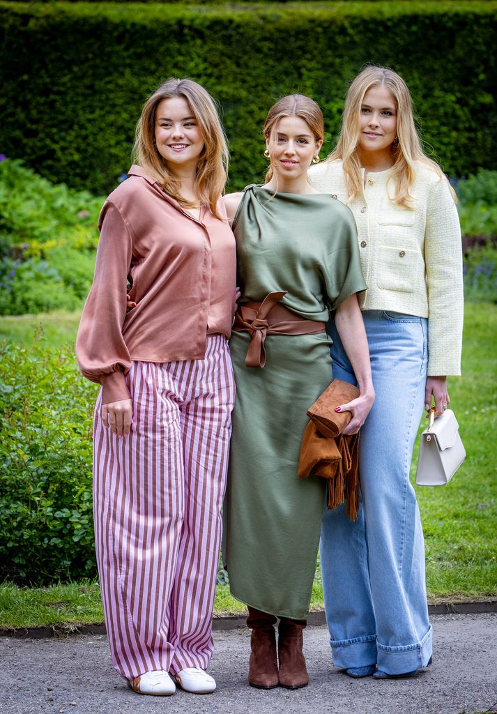 Ariane, Alexia y Amalia de Holanda