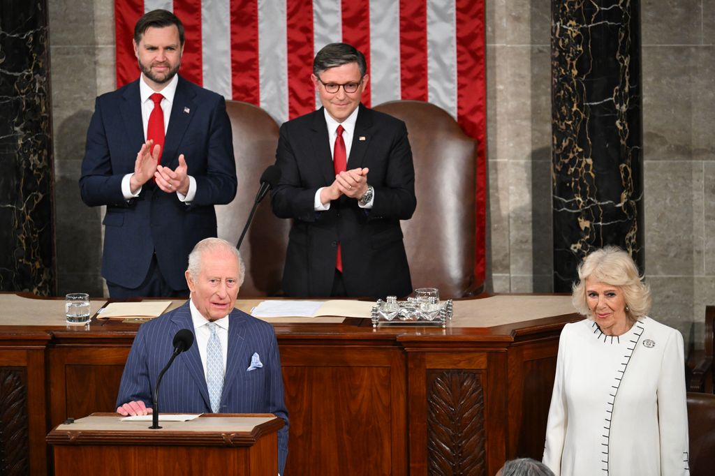 El rey Carlos III durante su histórico discurso