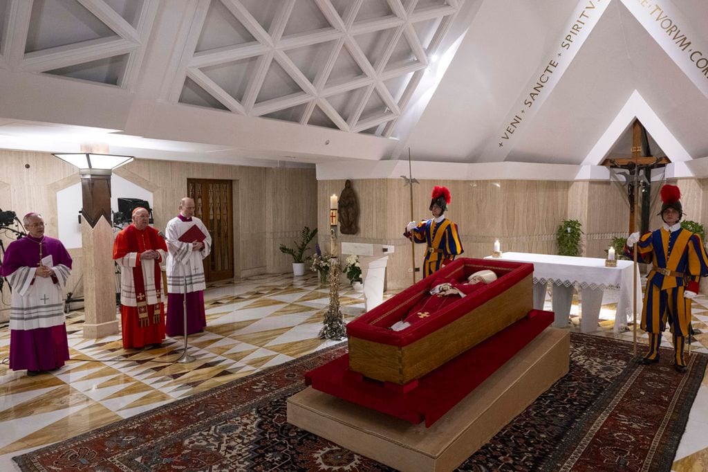Pope Francis Dies At Easter