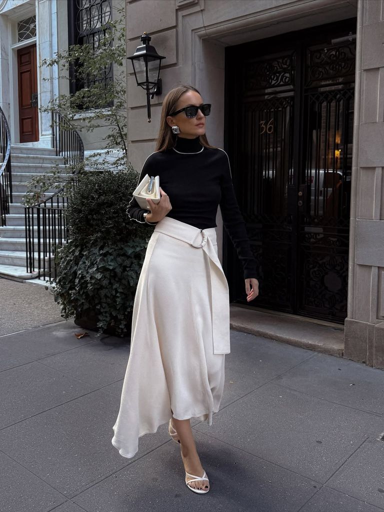 jersey cuello vuelto negro y blanco de @laurandnicolas