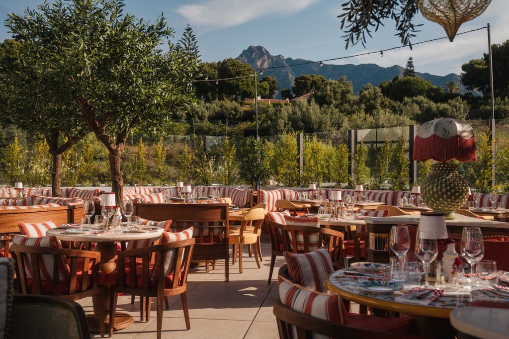 Cielo by Florentine apuesta por una carta de cocina mediterránea con guiños italianos.