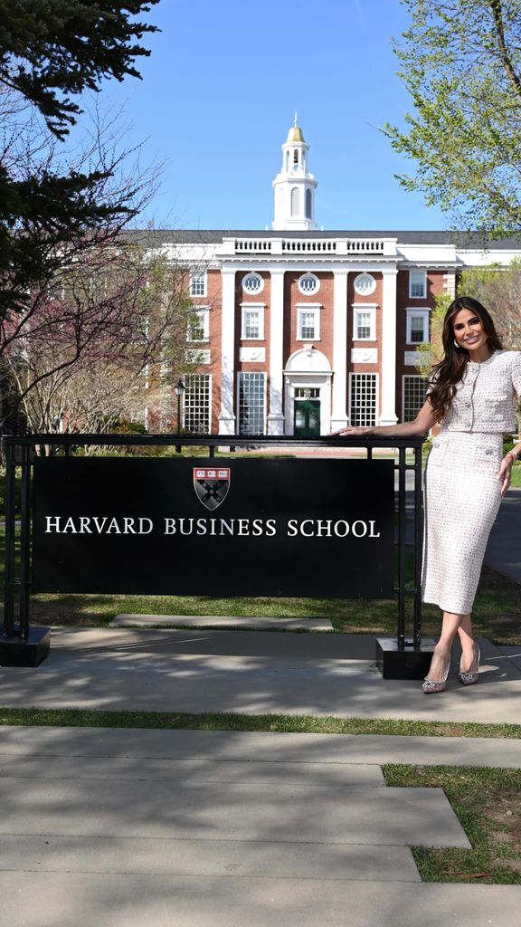 Caterina Valentino estuvo en la Universidad de Harvard como conferencista invitada en un congreso de mujeres líderes y también para presentar su masterclass 'Vestir el Éxito: Presencia y Poder'.
