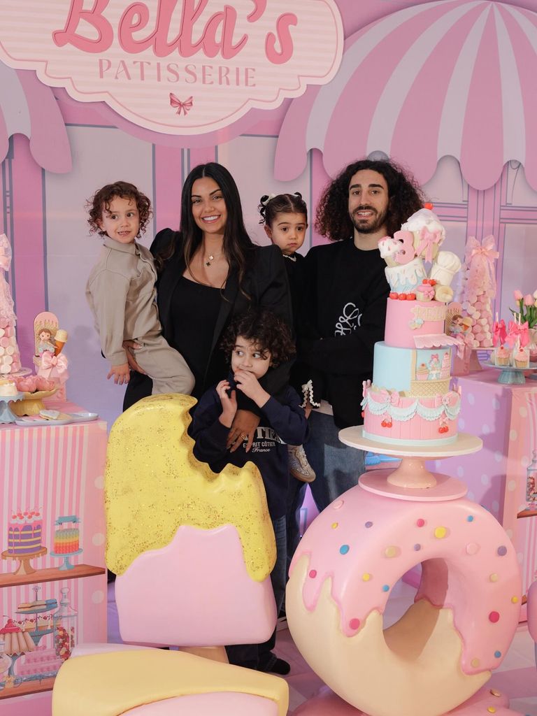 Marc Cucurella y Claudia Rodríguez tienen tres hijos en común
